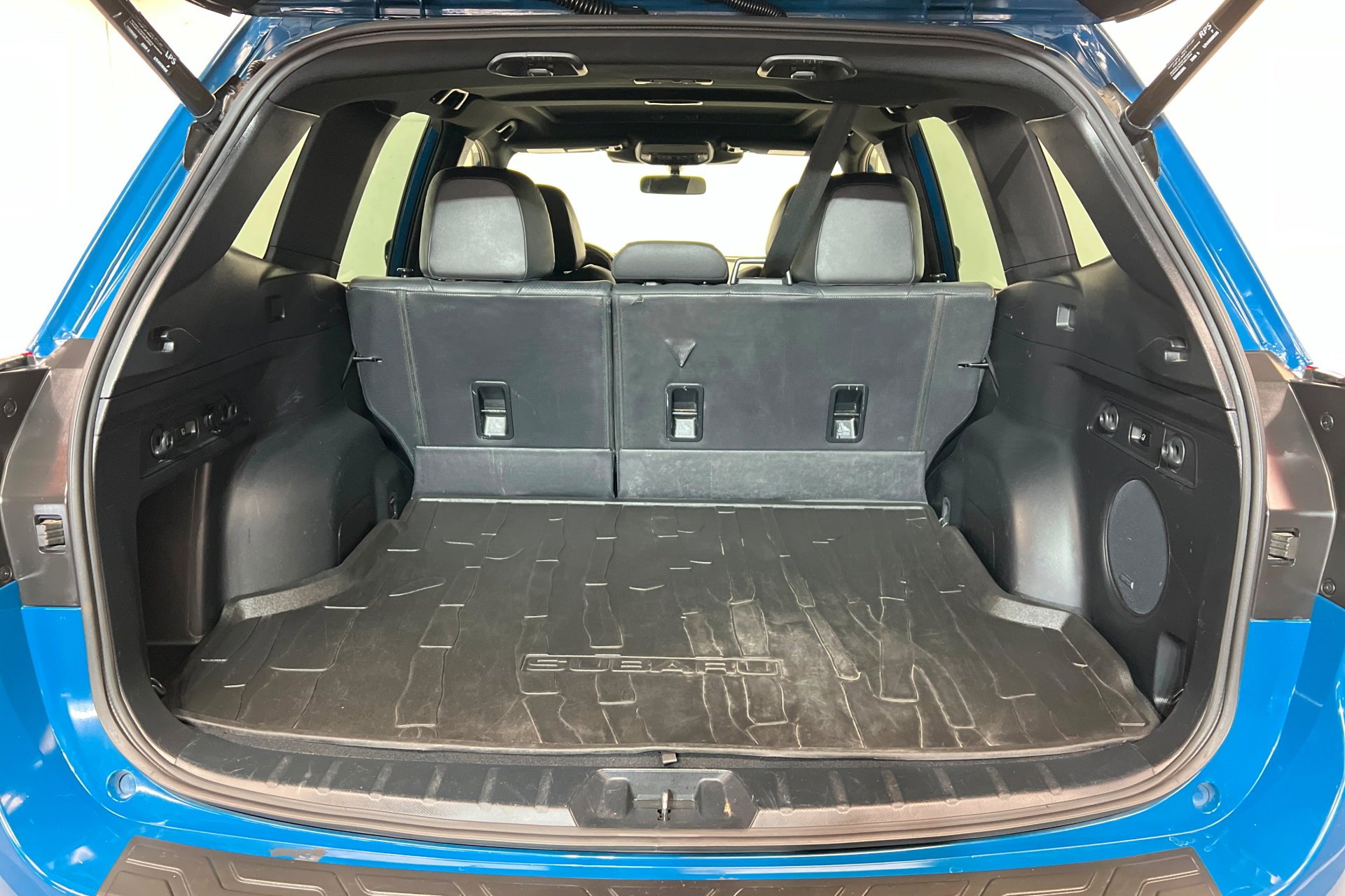 Used 2022 Geyser Blue Subaru Wilderness image 23