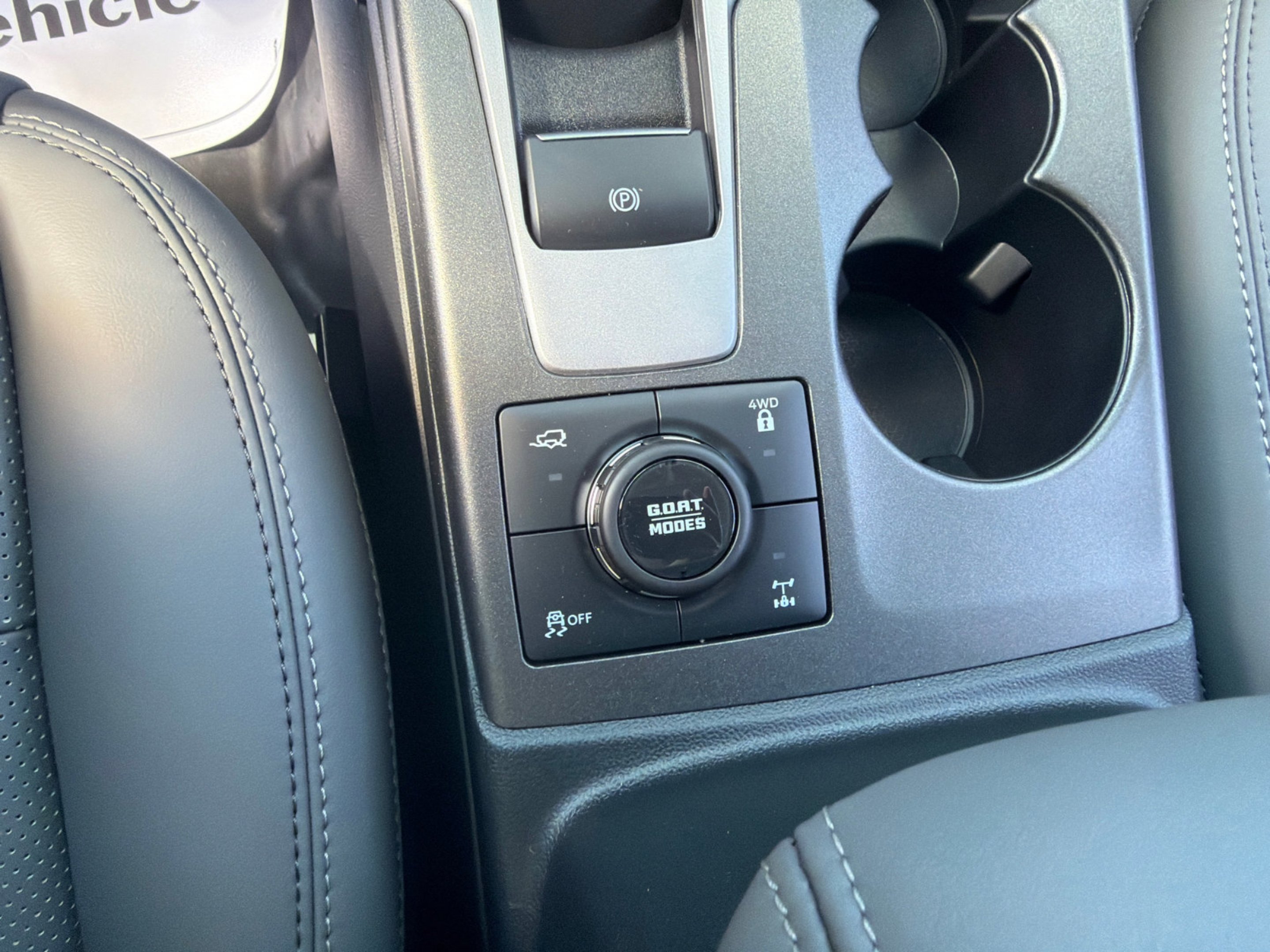 New 2026 Azure Gray Metallic Tri-Coat Ford Badlands® image 29