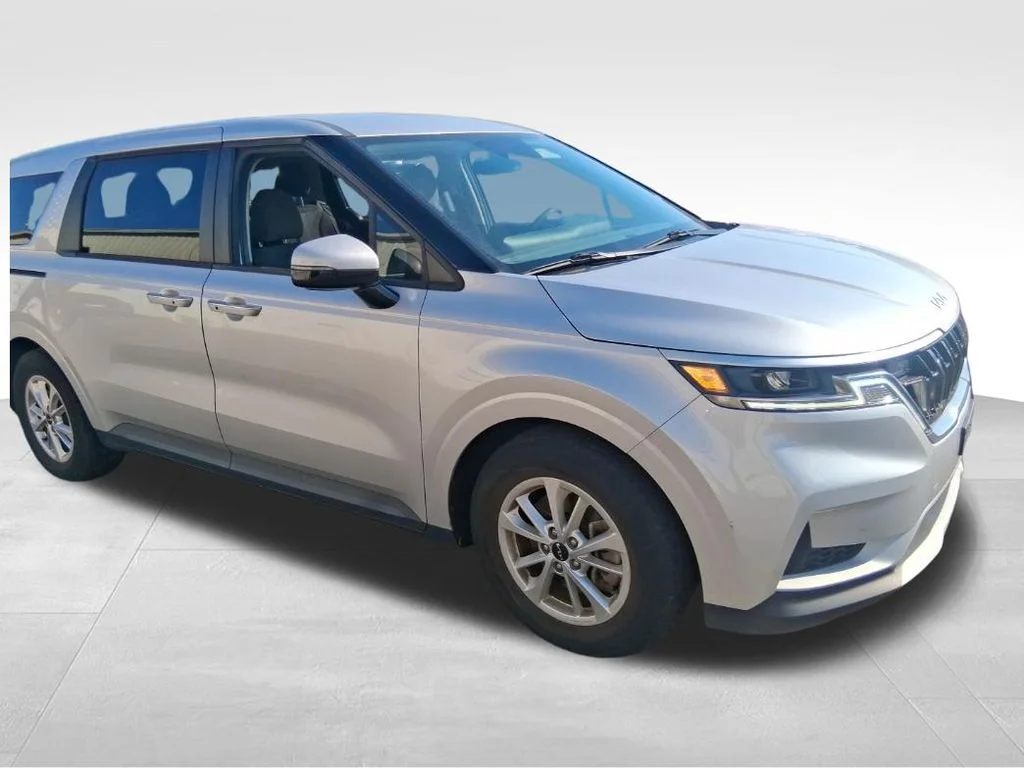 Used 2023 Silver Kia LX image 15