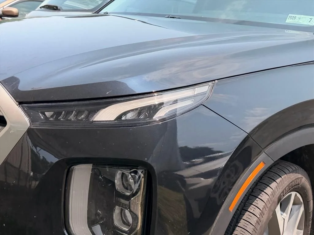 Used 2022 White Hyundai SEL image 4