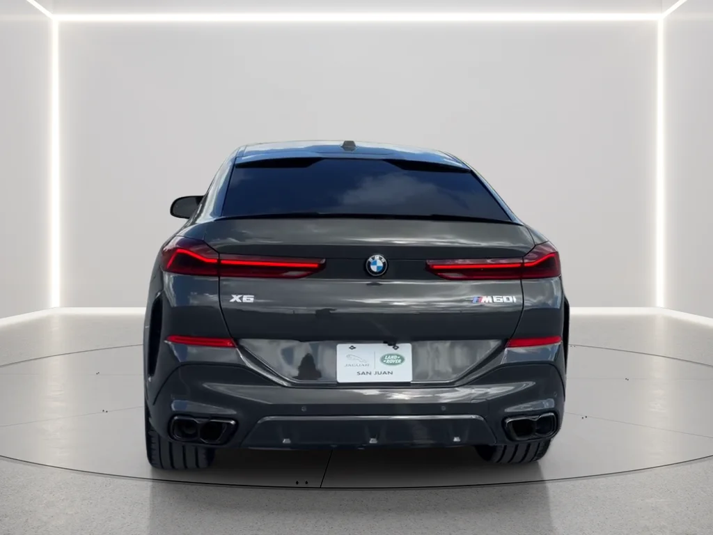 Used 2025 Gray BMW M60i image 6