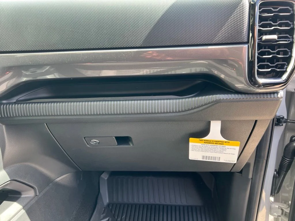 New 2026 Avalanche Ford XLT image 25