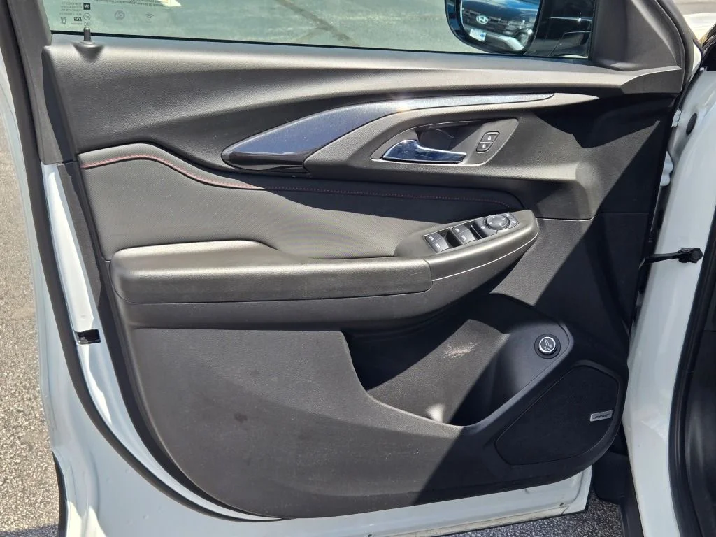 Used 2022 White Chevrolet RS image 19