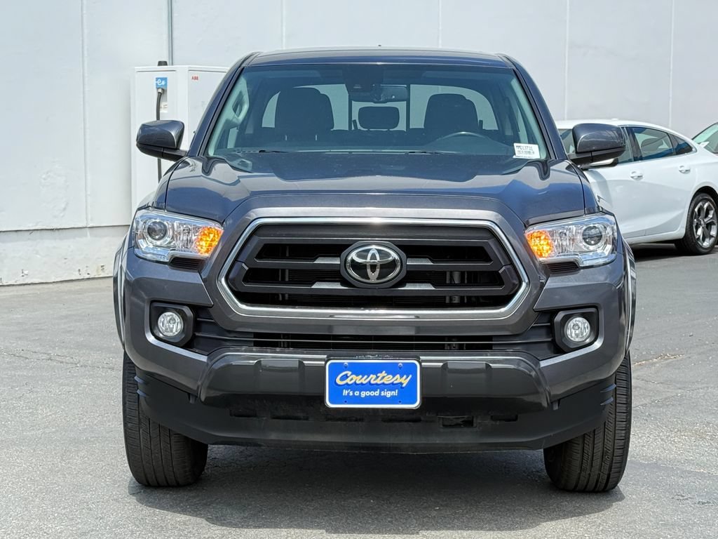 Used 2022 Gray Toyota SR5 image 4