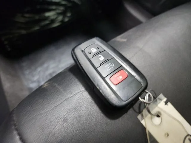 2024 Toyota RAV4 XLE Premium - Photo 35