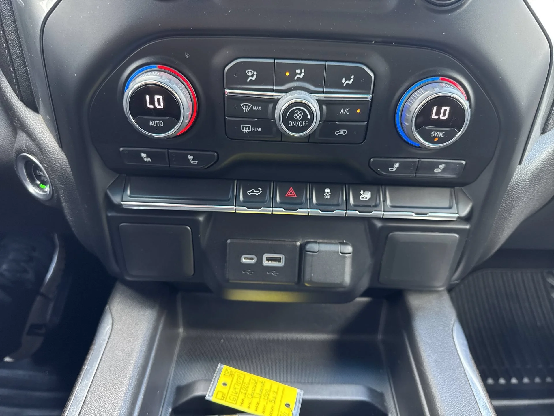 2022 Chevrolet Silverado 1500 Limited RST - Photo 18