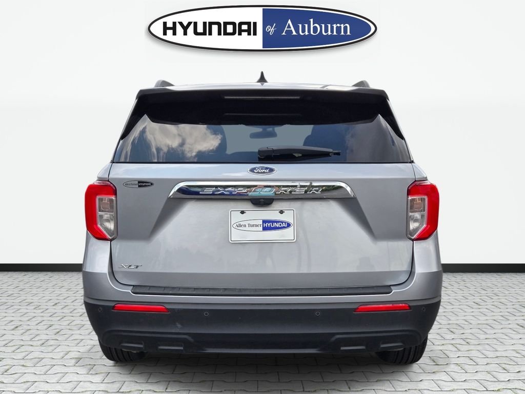 Used 2023 Silver Ford XLT image 6