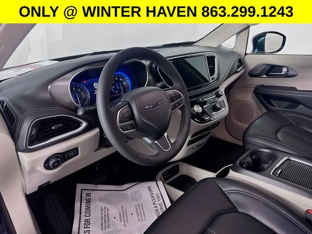 Used 2022 Blue Chrysler Touring L image 9