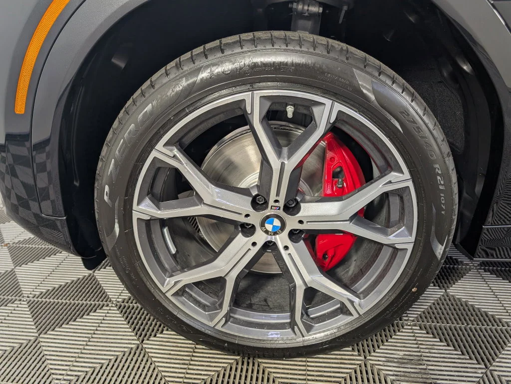 New 2027 Black Sapphire Metallic BMW xDrive40i image 10