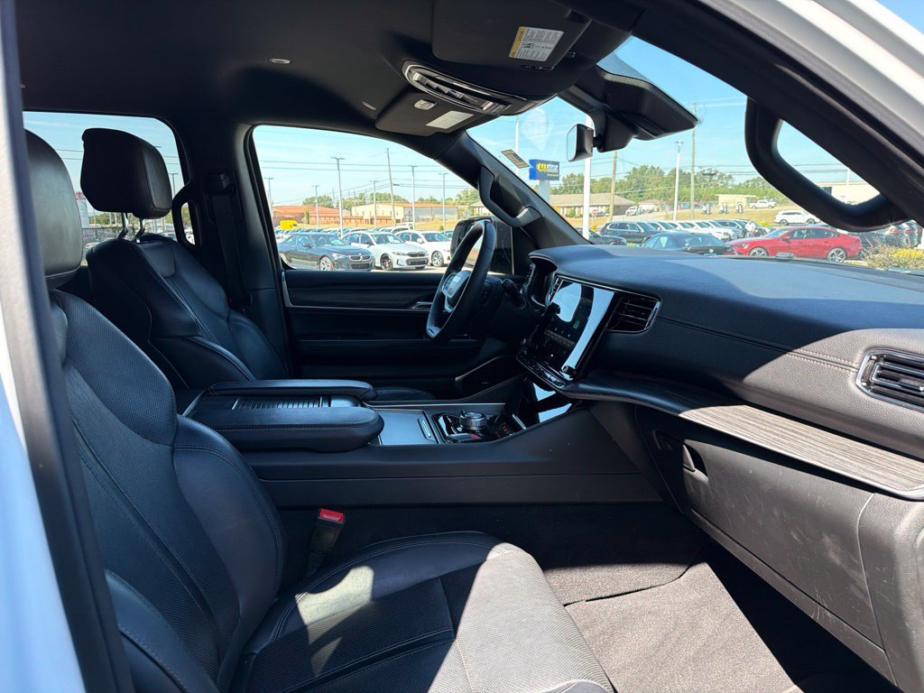 Used 2024 White Jeep Series II image 26