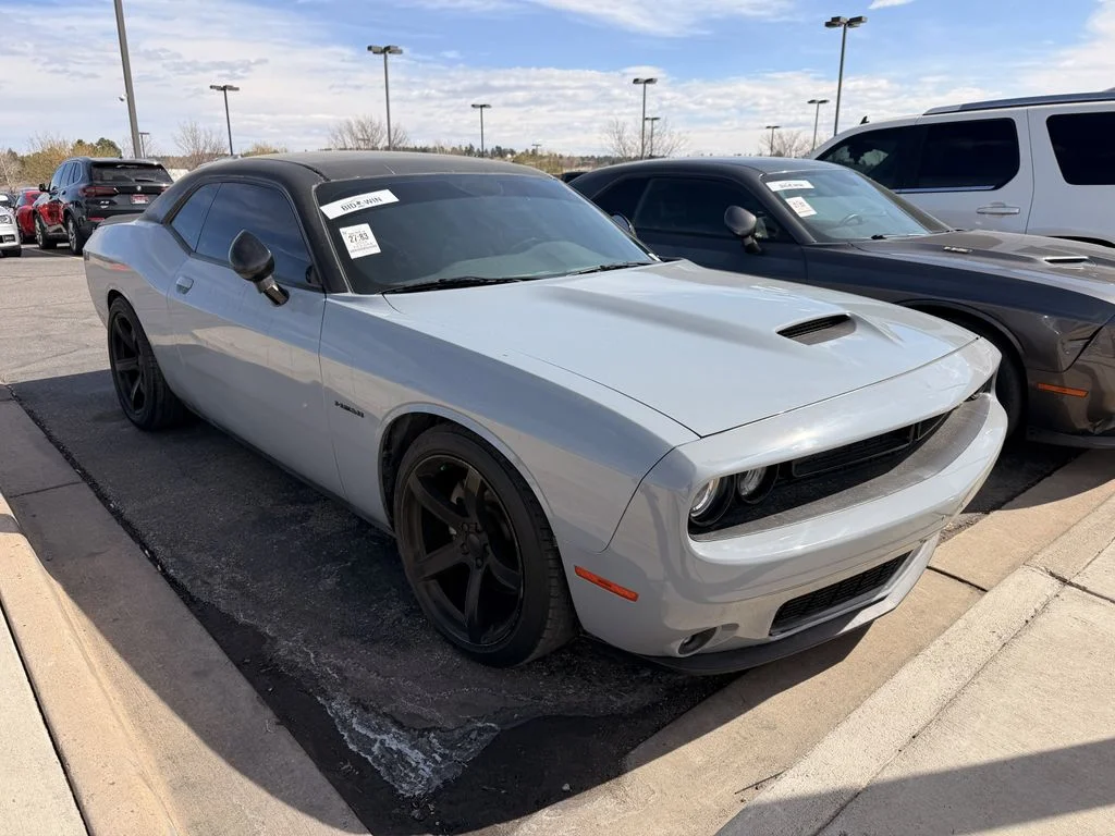 2021 Dodge Challenger R/T's photo