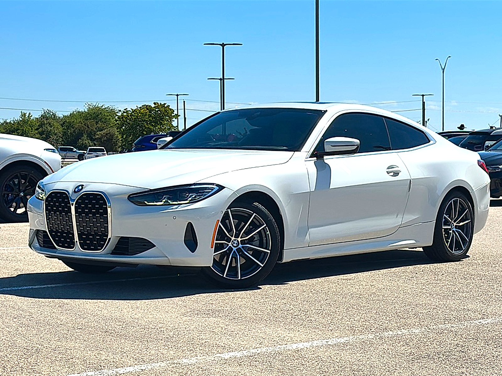 Used 2024 Alpine White BMW  image 2