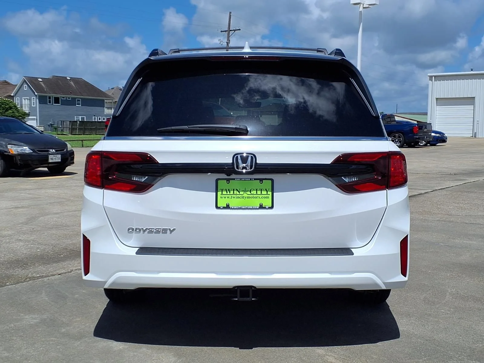 New 2026 White Honda EX-L image 4