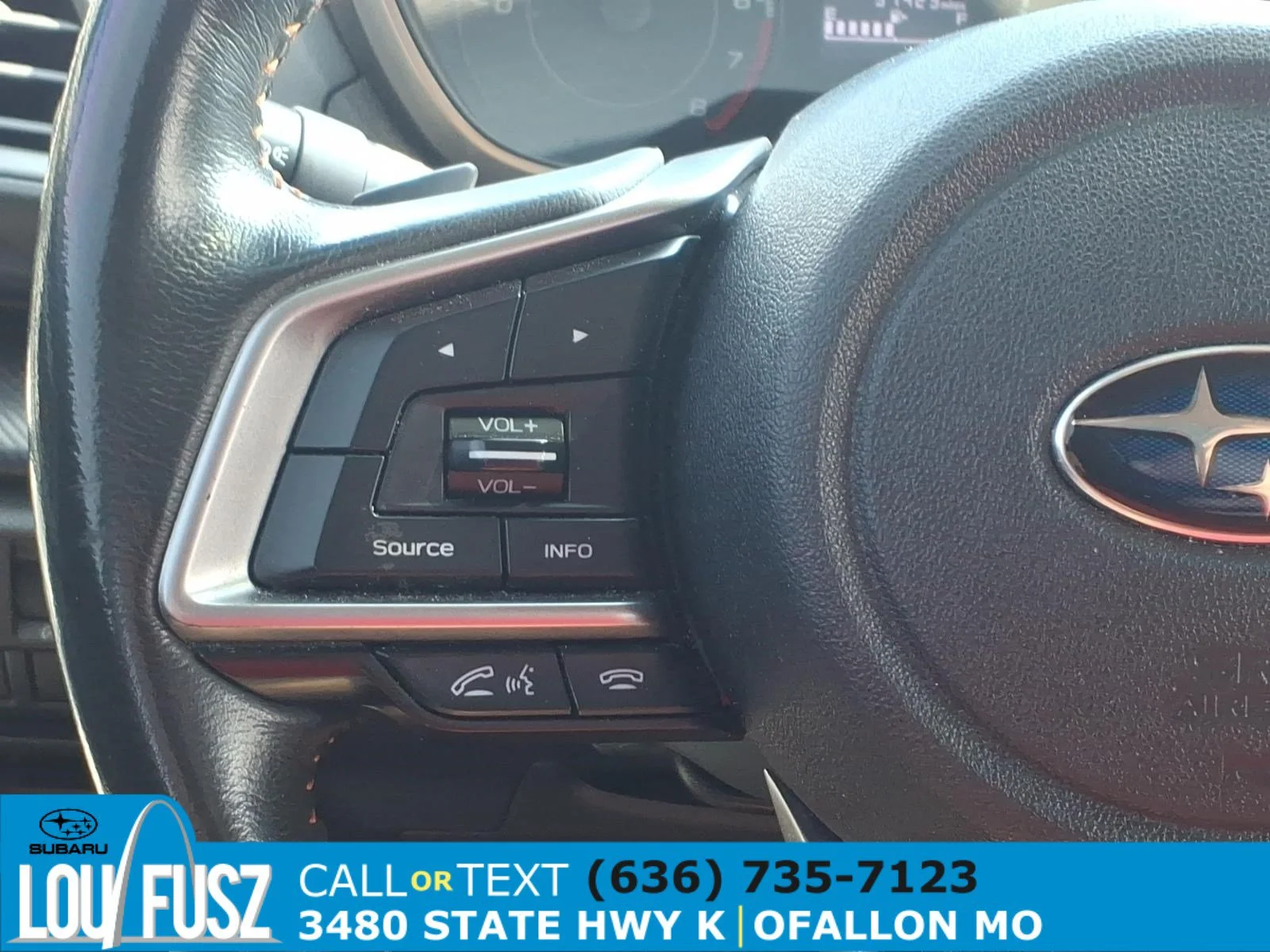 Used 2019 Dark Gray Metallic Subaru Premium image 17