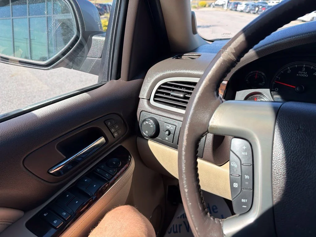 Used 2012 Gray GMC Denali image 20