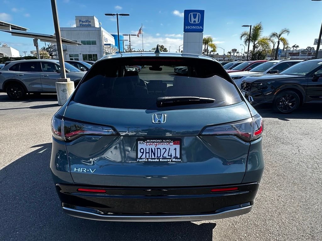 Used 2024  Honda EX-L image 8