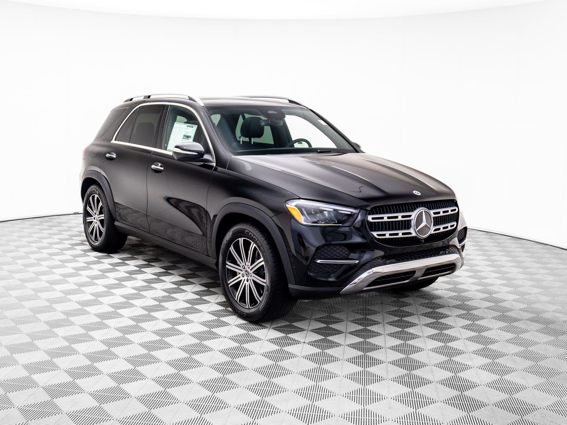 New 2026 Obsidian Black Metallic Mercedes-Benz GLE 350 image 7
