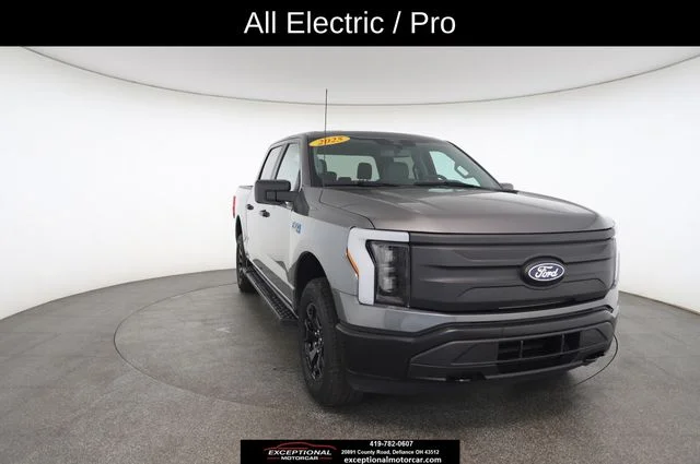 Used 2025 Gray Ford Pro image 29