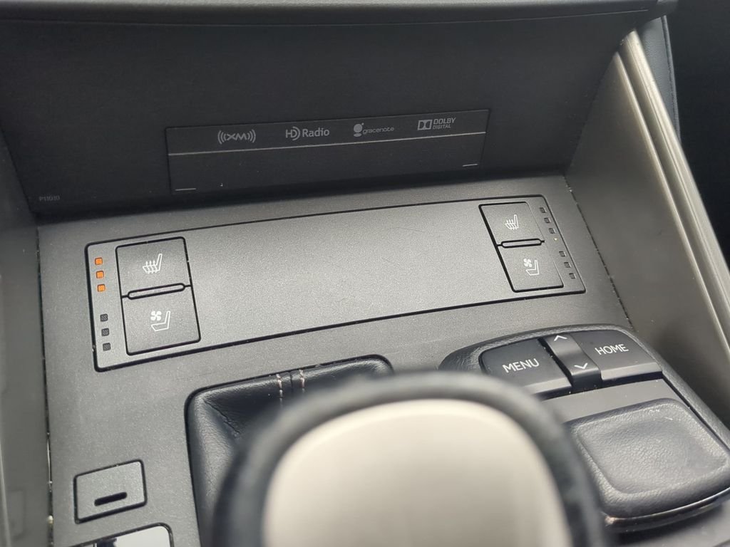 Used 2016 White Lexus 200t image 23