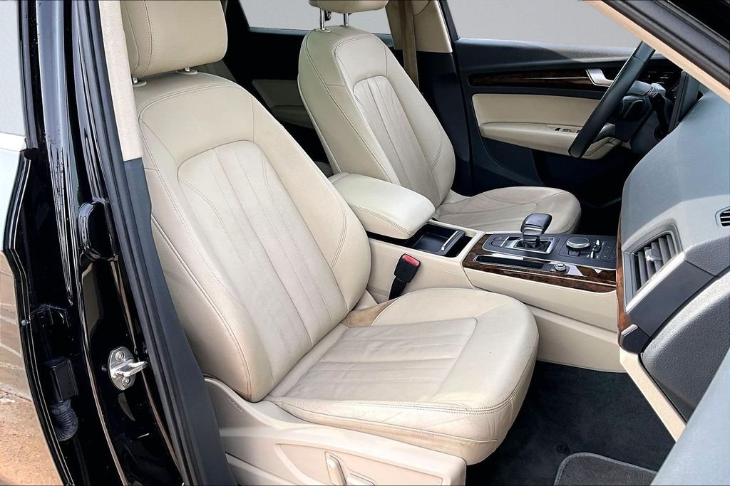 Used 2018 Black Audi 2.0T Premium Plus image 7