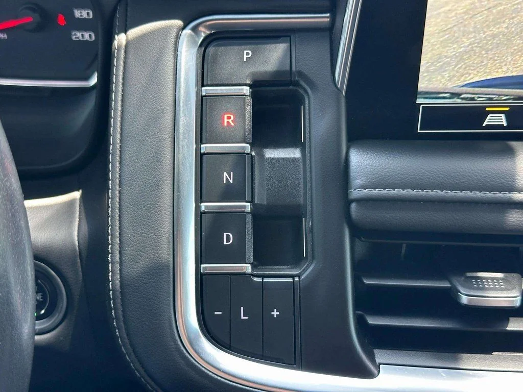 2021 Chevrolet Tahoe Z71 - Photo 21