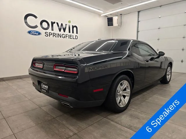 Used 2015 Pitch Black Clearcoat Dodge SXT image 5