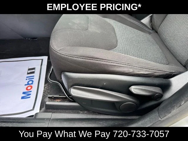 Used 2019 Silver Jeep Latitude image 14