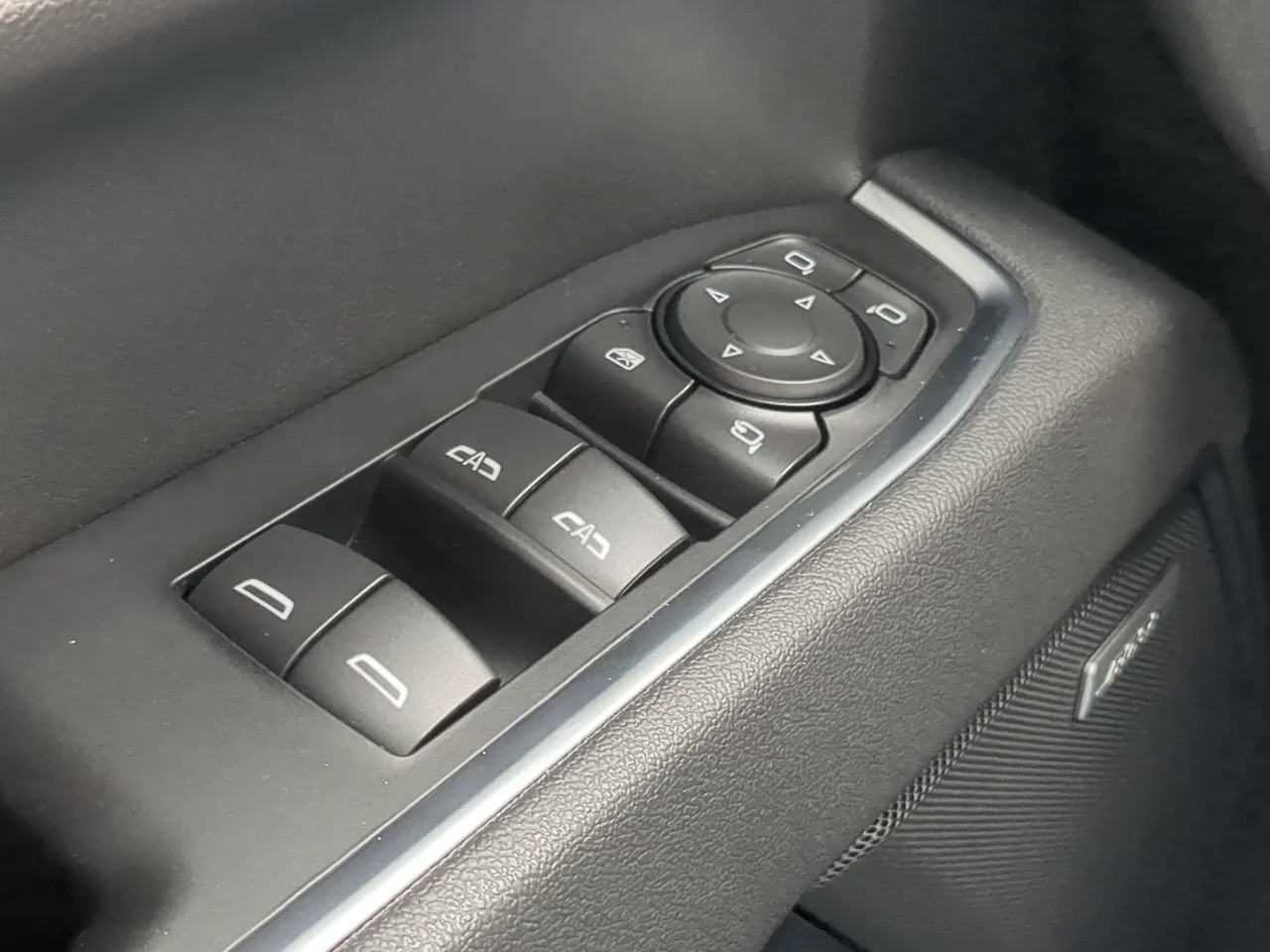 New 2026 Sterling Metallic GMC SLT image 21