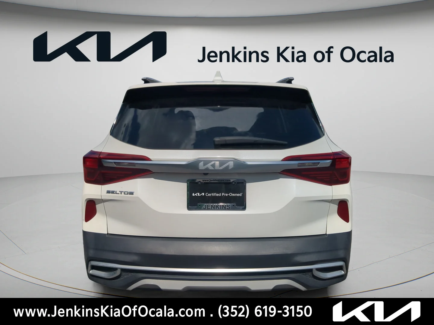 Used 2023 Snow White Pearl Kia SX image 8