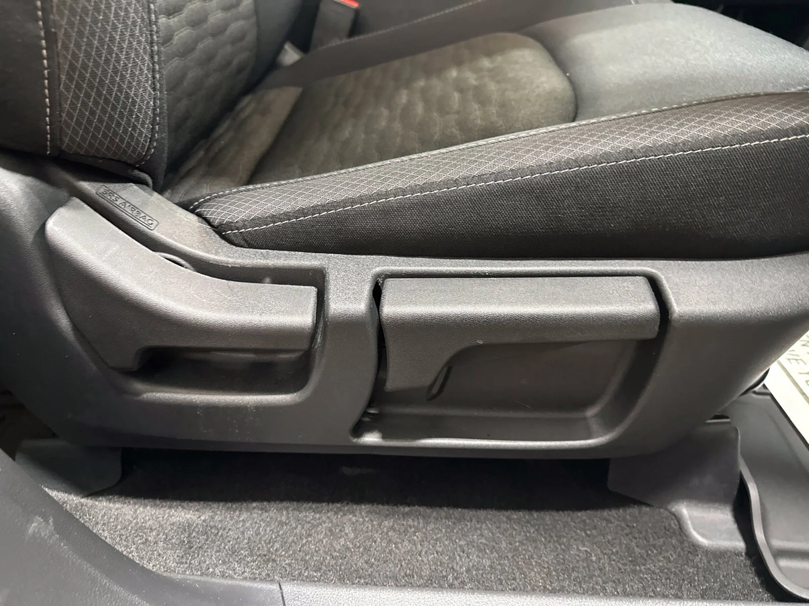 Used 2025 Gray Nissan SV image 31