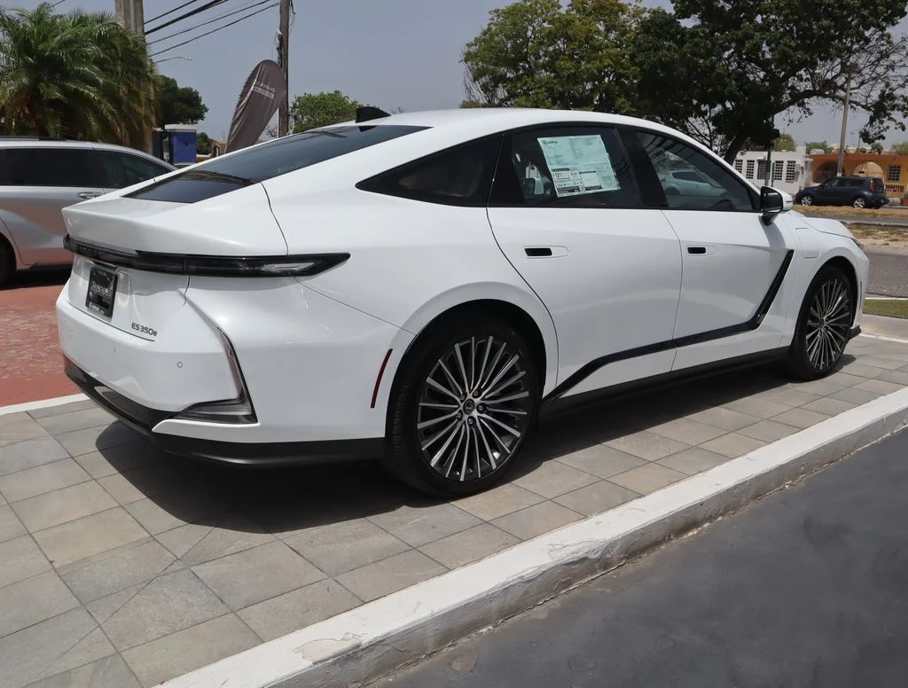 New 2026 White Lexus 350e Premium image 5
