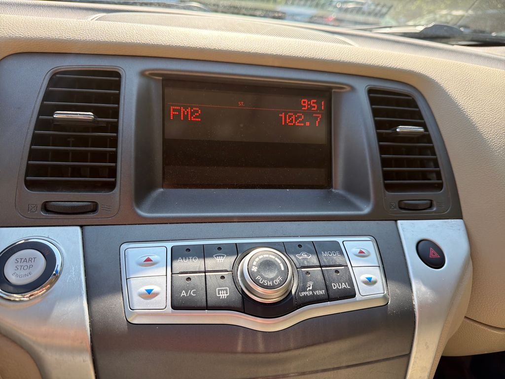 Used 2013 White Nissan S image 10