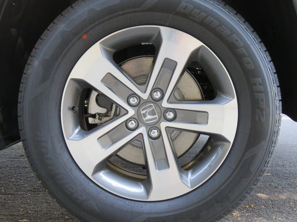 2025 Honda Pilot EX-L - Photo 19