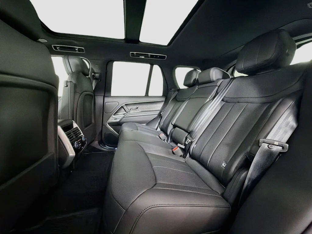 New 2026 Santorini Black Land Rover SE image 26