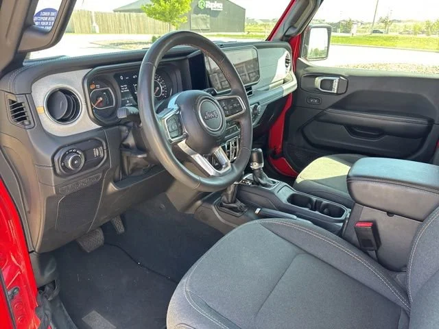 Used 2024 Red Jeep Sahara image 3