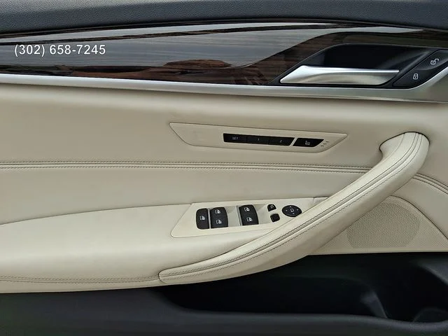 Used 2019 Mineral White Metallic BMW 530i xDrive image 11