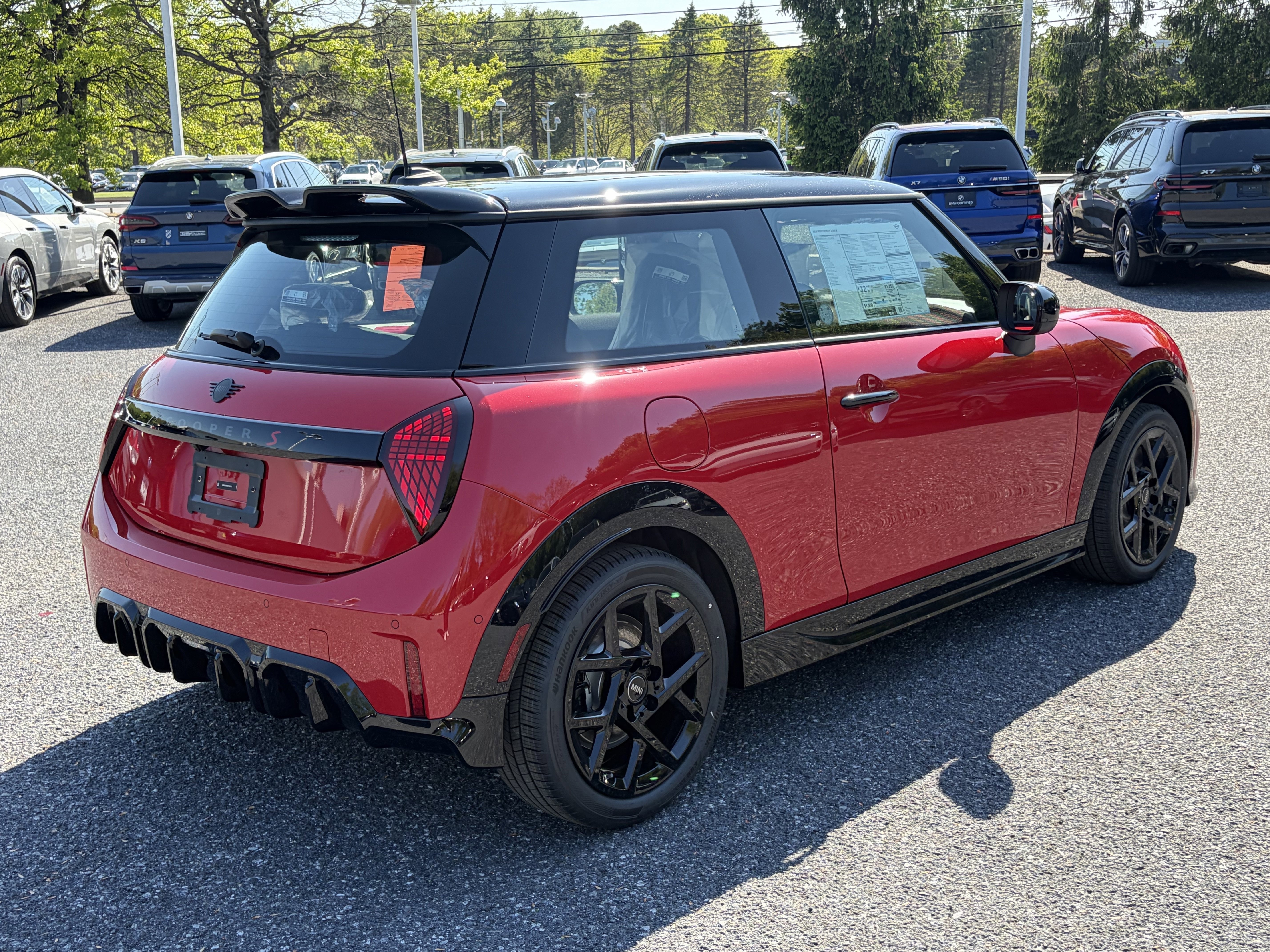 New 2026 Chili Red II MINI Iconic image 5