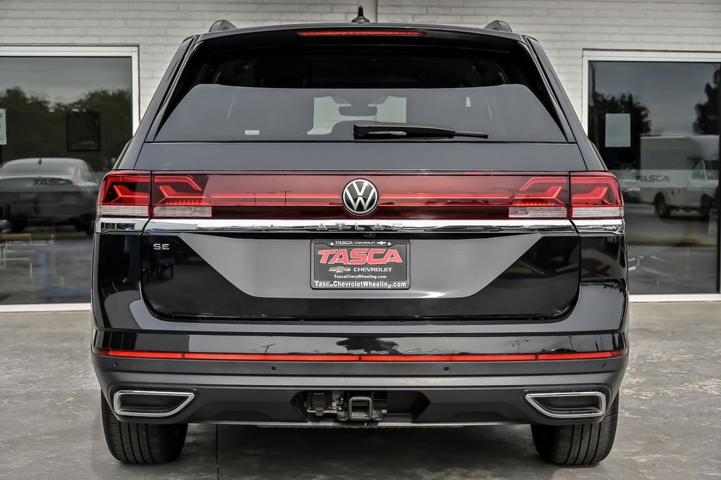 Used 2024  Volkswagen 2.0T SE w/Technology image 10