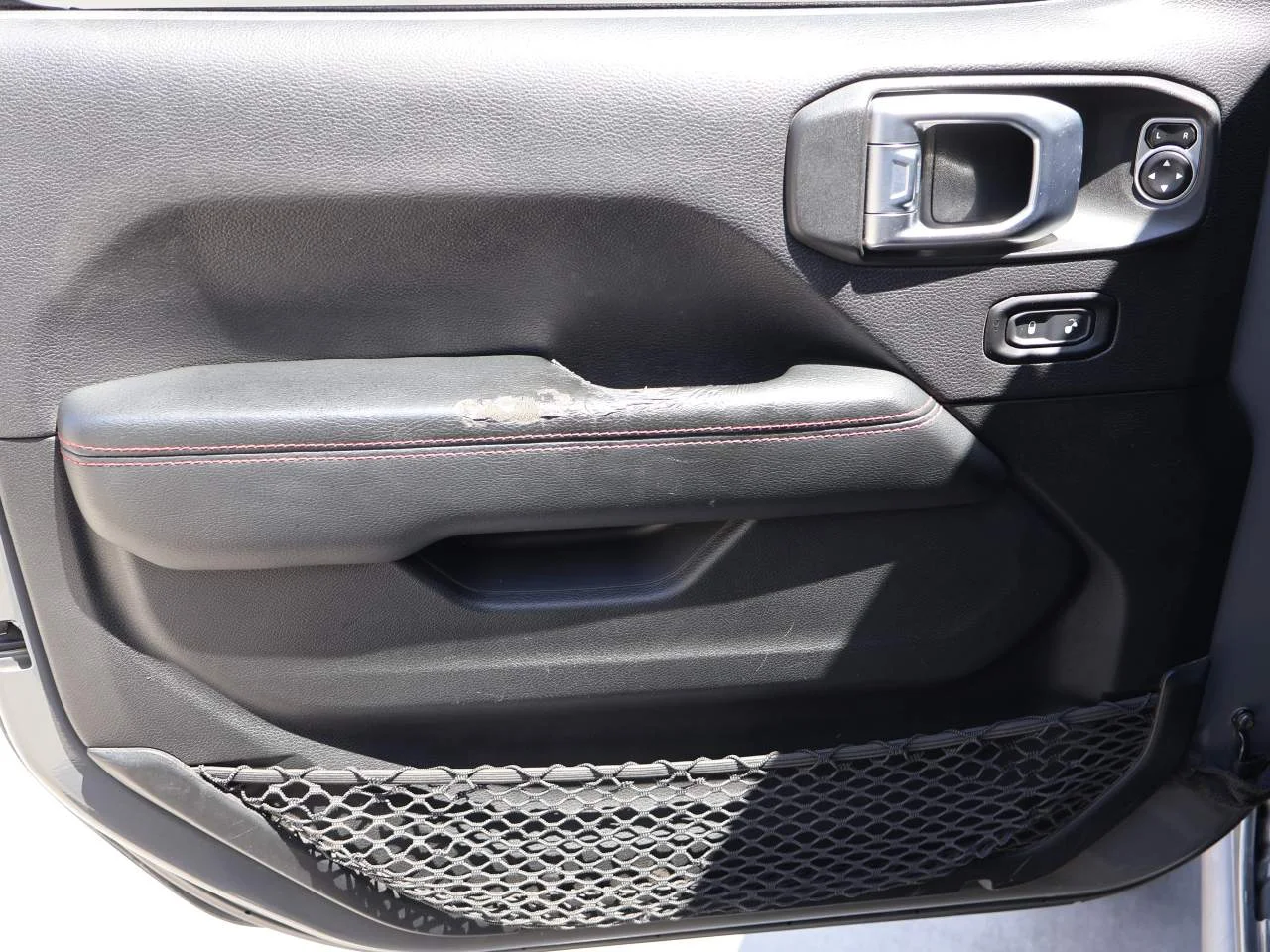 Used 2020 Sting-Gray Clear Coat Jeep Rubicon Crew Cab image 7