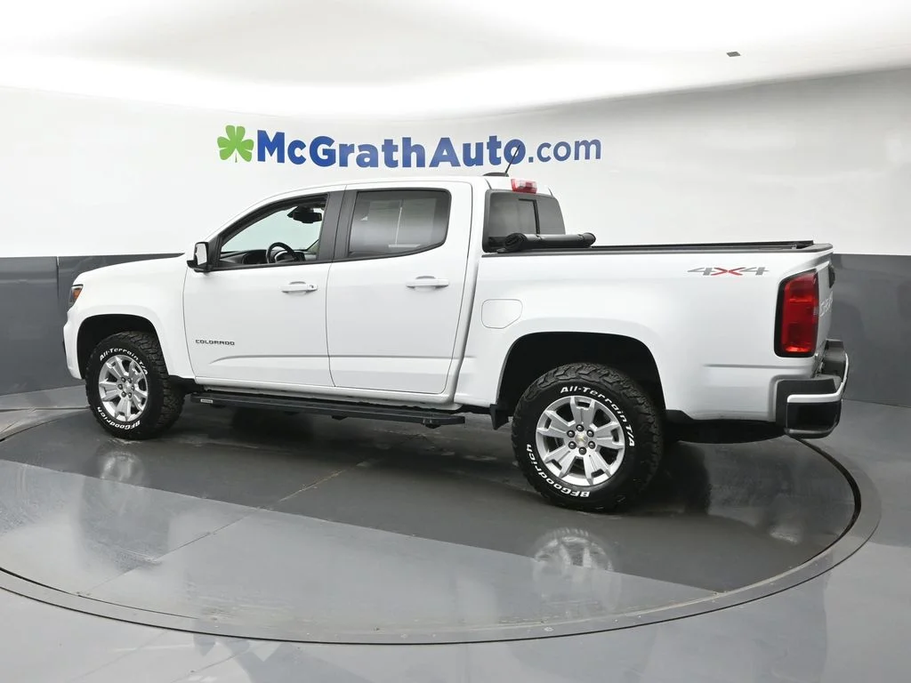 Used 2022 White Chevrolet LT image 22