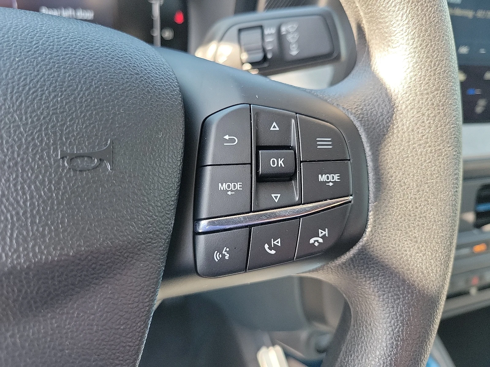 Used 2026 Gray Metallic Ford XLT image 7