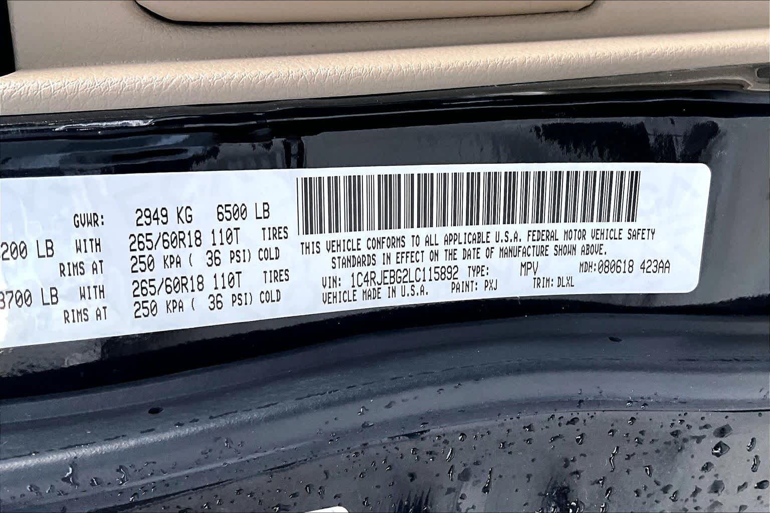 Used 2020 Diamond Black Crystal Pearlcoat Jeep Limited image 35
