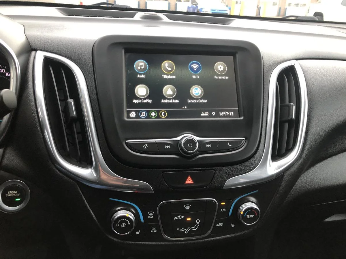 Used 2019 White Chevrolet AWD 4dr LT w/1LT image 14