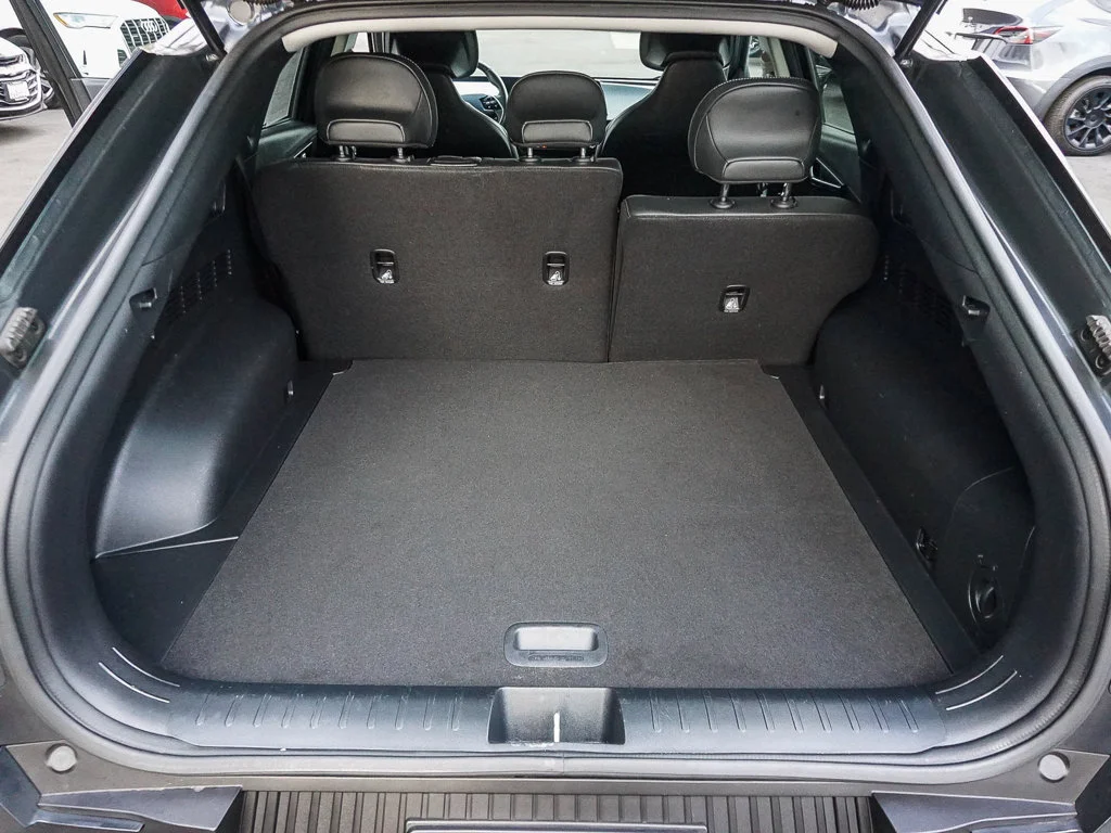 Certified Used 2024 Gray Kia Light image 25