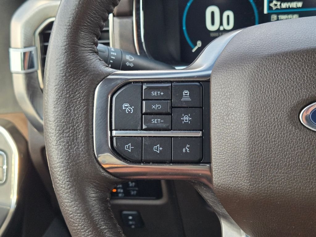 Used 2023  Ford King Ranch image 22