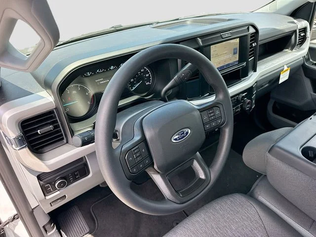 New 2026 Oxford White Ford XL image 6