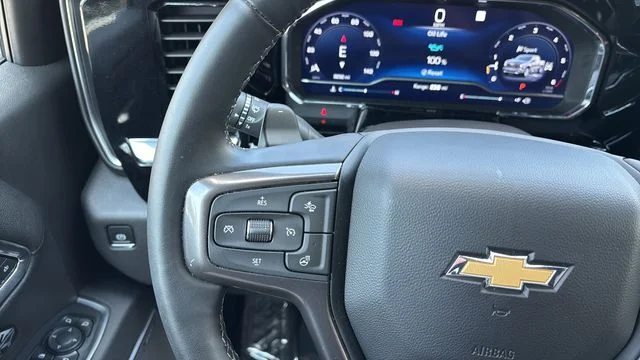 Used 2025 Beige Chevrolet High Country image 23
