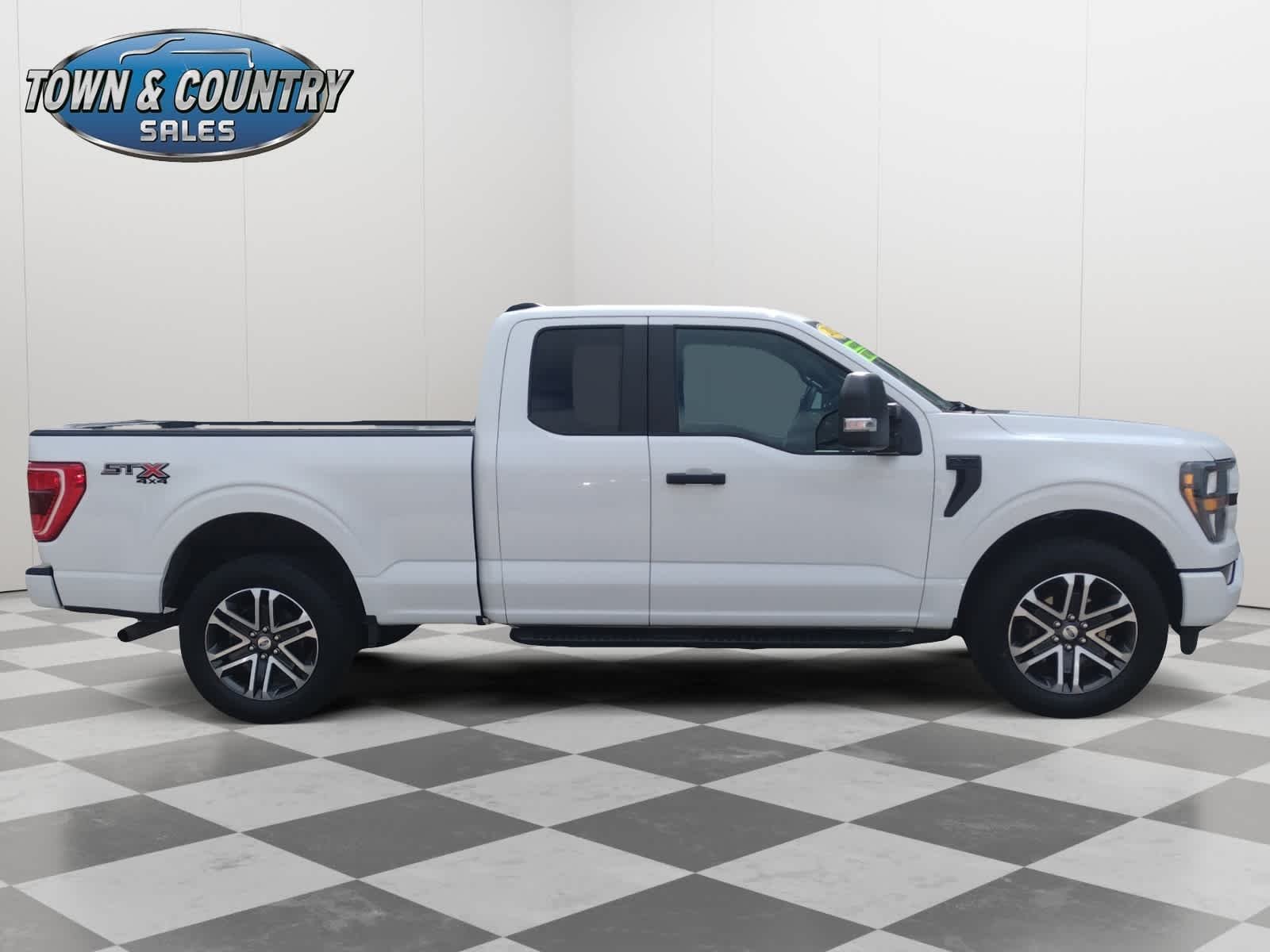 Used 2023 Oxford White Ford XL image 6