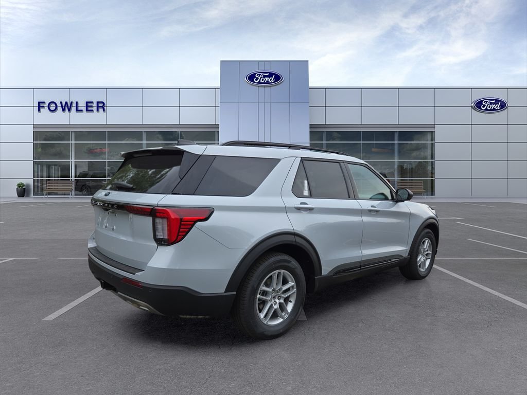 New 2026 Space White Metallic Ford Active image 5