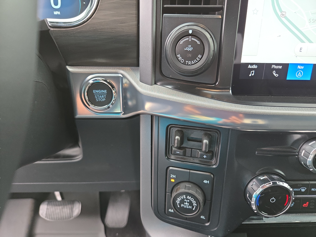 New 2026 Oxford White Ford Lariat® image 21